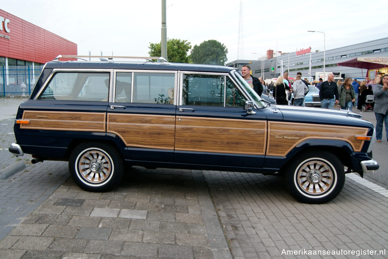 Jeep Grand Wagoneer uit 1986